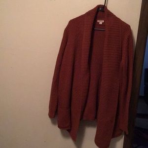 Rust colored pull over sweater